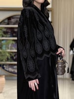 بليزر | عباية وقار بقماش مخمل كوري بتخريم فني اسود