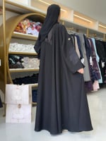 عباية شام بقماش كريب الاناقة تطريز بالكم اسود