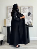 عباية ذكرى بقماش كتان كم اورجنزا ضيق