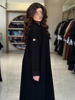 عباية شمس بقماش كريب ملكي مزين بلولو اسود