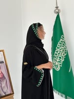 عباية الميزان لقماش كريب الابداع تطريز ناعم