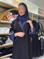 عباية لارا بقماش انترنت تطريز بالكم كحلي