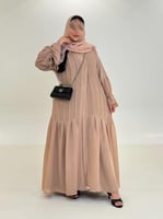 عباية سمر بقماش لنن ناعم مبطن فستقي
