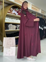 عباية جوانا بقماش كريب اوكراني مطرز عنابي