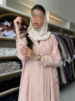 عباية رونا بقماش كريب اوكراني مطرز بينك