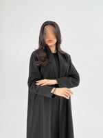 بليزر | عباية مهاب بقماش كريب ايطالي بتحديد اسود