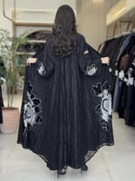 عباية فريده بقماش دانتل بشك سكري مع اسود