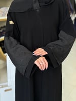 عباية رامين بقماش ملكي تدخيلات انيقه بالكم - اسود