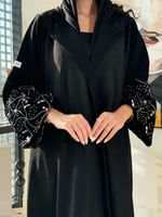 تشكيلة شتاء 2024 - عباية رونق بقماش شامواه مع شاكي...