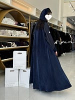 تشكيلة شتاء 2026 - عباية وجد كريب مع مخمل مكسر كحل...