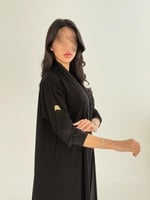 عباية فراشه بقماش كريب ملكي كم استرتش بتطريز انثوي...