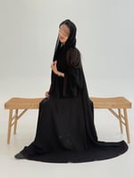 عباية نتالي بقماش انترنت تطريز ناعم عنابي