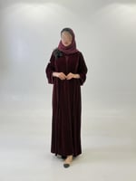 عباية ليلي بقماش مخمل كوري بقيطان ناعمه عنابي