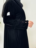 Winter collection ا عباية وعد بقماش مخمل اسود