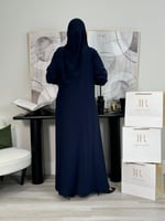 عباية لامينا ا كريب إحساس مزين بكسرات وربطه كحلي