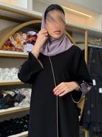 عباية نهاد بقماش كريب الابداع بتطريز بيج