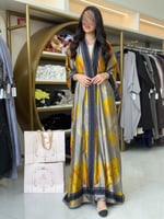 عباية اصايل بقماش حرير مرسوم ذهبي