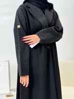 تشكيلة شتاء 2026 - عباية بريانا بقماش شامواه تدخيل...