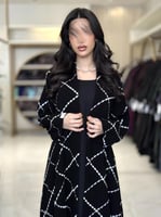 عباية ميسان بقماش كريب الابداع بتطريز ابيض