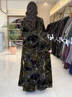 عباية الفاتنه بقماش شيفون مخمل ياباني اسود ذهبي 2