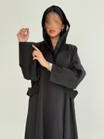 عباية ياسمين بقماش باربي تدخيلات جاكار اسود