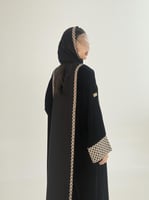 عباية ريفا مكس مخمل مع كريب الاناقة بتطريز زيتي