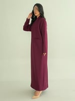 عباية غدي بقصة بليزر بقماش كريب باربي فوشي