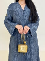 عباية رحمه بقماش لنن برسم سماوي