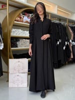 عباية سوار بليزر رسمي مزين بكسرات بقماش انترنت