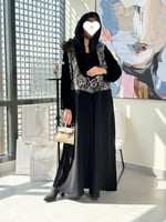 تشكيلة شتاء 2024 - عباية احتشام مخمل وكريب بلاك بت...