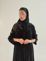 عباية شذى بقماش مخمل كوري بلمعه