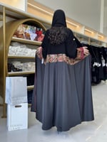 عباية ايفنت بقماش كريب الابداع مع دانسون بتطريز اح...