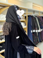 تشكيلة شتاء 2006 - عباية جود كلوش بقماش مخمل تدخيل...