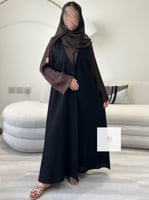 جديد الصيف | عباية بيلا تدخيلات الحرير - اسود وبني