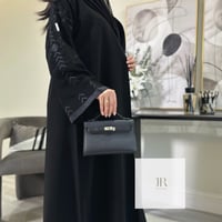 تشكيلة العيد | كريب الابداع بتطريز اسود اسوارة