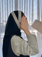 تشكيلة الصيف | عباية بقماش كتان تدخيلات البيج