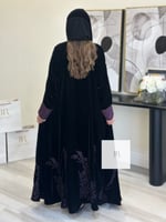 عباية جوزين - مخمل اصلي مطرز - موف (بدون ياقة )