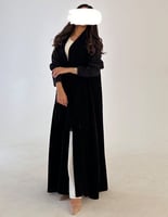 عباية كلوش ملكي و الاكمام جاكار مورد