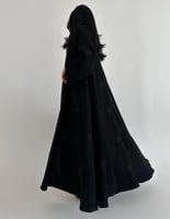 كريب ملكي كلوش تطريز زري اسود ياباني اكمام واسعه