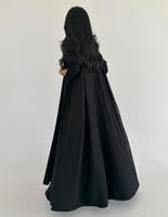 كريب ملكي مع دانتيل فرنسي من الخلف كلوش