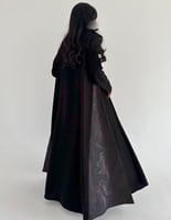 كريب ملكي مع تفته عنابي في الجوانب كلوش