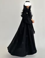 كريب ملكي كلوش تطريز زري اسود ياباني اكمام واسعه