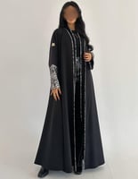 جوخ خفيف مع صوف اسود كلوش