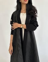 عباية تفته مع اكمام كريب كلوش