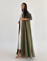 لنن طبيعي نص كلوش مع اكمام لنن مطرز