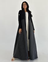 كريب خفيف ومن الاسفل تفته كلوش