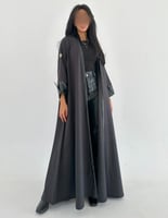 جوخ إيطالي رمادي مع جلد اسود كلوش