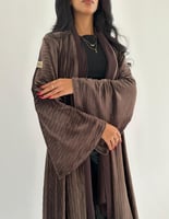 مخمل بني فاتح جاكار كلوش اكمام كلوش