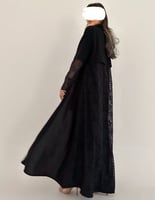 عباية كريب خفيف نص كلوش مع دانتيل فرنسي