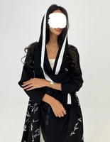 كريب أسود مطرز كلوش